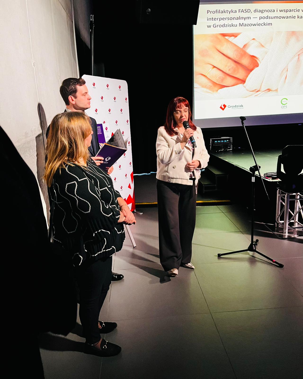 Kampania informacyjno-edukacyjna „100% miłości, 0% alkoholu – wybieram miłość, nie alkohol” w Grodzisku Mazowieckim