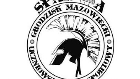 Logo Klubu sportowego Sparta, na białym tle hełm spartański