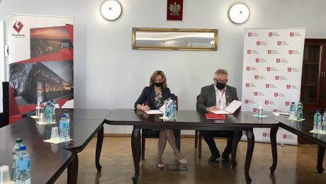 Podpisanie umowy na przebudowę ulic Siennej i Jordanowickiej