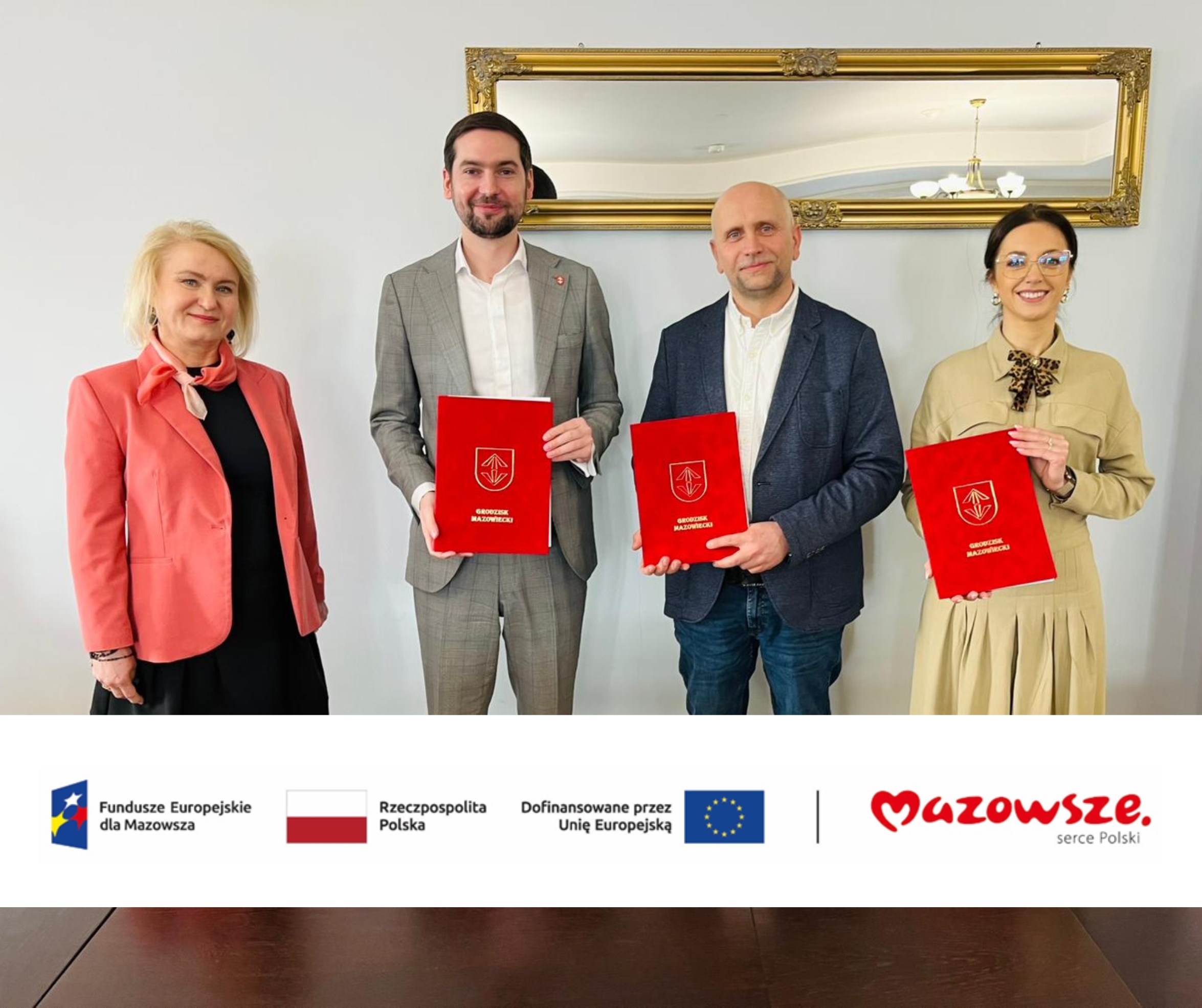 Zagospodarowanie przestrzeni wokół zabytkowego Dworku Skarbków przy ul. Okulickiego 8 w Grodzisku Mazowieckim