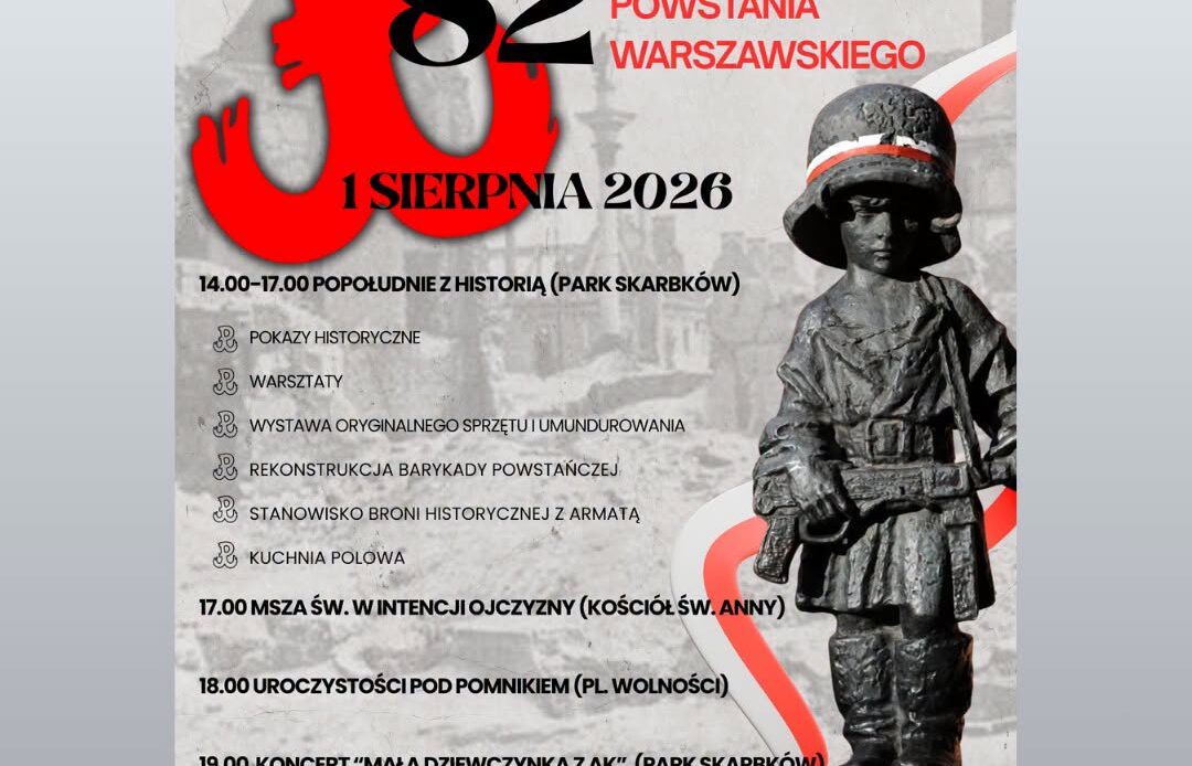 Na plakacie zapowiedziano obchody 82. rocznicy wybuchu Powstania Warszawskiego, które odbędą się 1 sierpnia 2026 roku w Grodzisku Mazowieckim. Widoczne są informacje o programie wydarzenia, w tym pokazach historycznych, mszy świętej, uroczystościach pod pomnikiem i koncercie, a po prawej stronie znajduje się sylwetka młodego powstańca w hełmie.